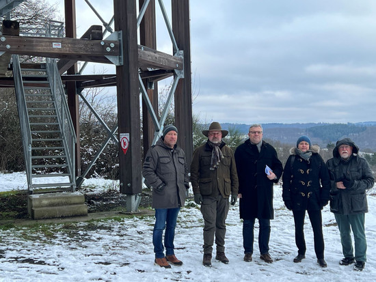 Limburger Bürgermeister besucht den Löhnberger Aussichtsturm