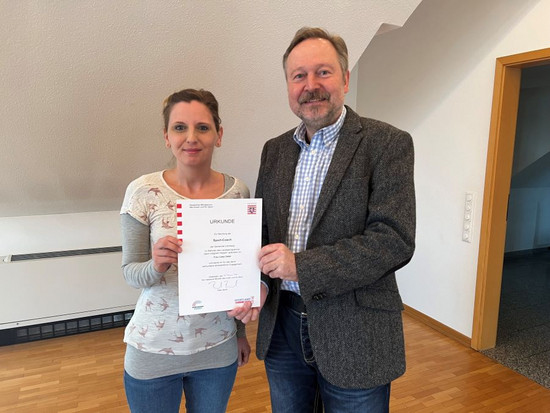 Auszeichnung Liesa Oster als Sport-Coach für die Gemeinde Löhnberg